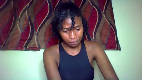 Snapshot of karoliee chatting on May 2026 07:26:02 PM karoliee online show from May 2026 07:26:02 PM