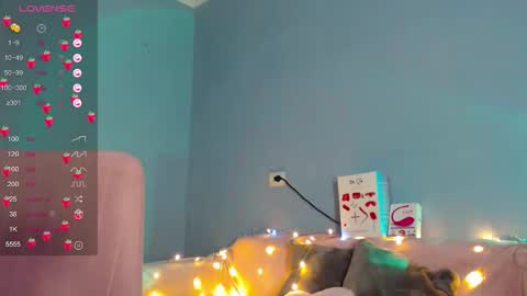 Kira online show from November 2025 02:24:01 AM