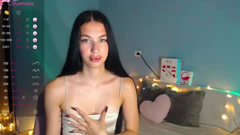 Snapshot of karolina_hottie_ chatting on June 2026 02:01:01 AM Kira online show from June 2026 02:01:01 AM