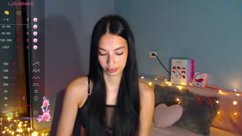 Snapshot of karolina_hottie_ chatting on July 2026 01:46:02 AM Kira online show from July 2026 01:46:02 AM