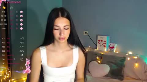 Snapshot of karolina_hottie_ chatting on July 2026 01:55:02 AM Kira online show from July 2026 01:55:02 AM