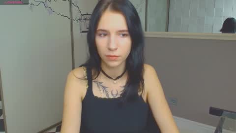 Snapshot of karolinablack chatting on December 2024 06:43:02 AM Karolina online show from December 2024 06:43:02 AM