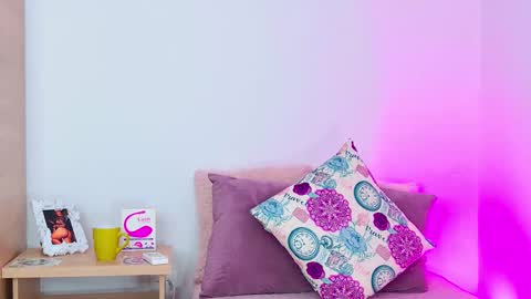 Snapshot of karolinahil chatting on March 2025 07:28:02 PM karolinahill online show from March 2025 07:28:02 PM