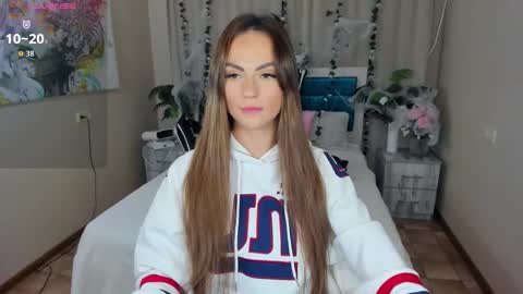 Karolina online show from October 2025 05:33:01 AM