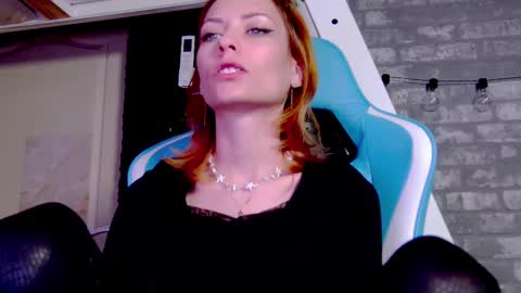 Snapshot of karoline121 chatting on March 2025 07:05:01 PM karoline121 online show from March 2025 07:05:01 PM