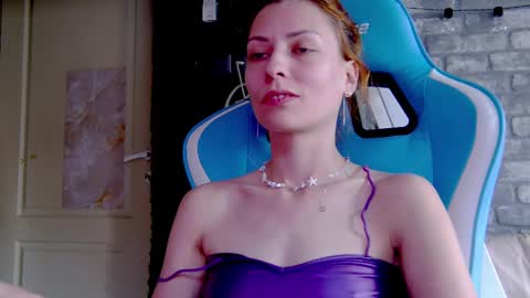 Snapshot of karoline121 chatting on March 2025 10:07:02 AM karoline121 online show from March 2025 10:07:02 AM