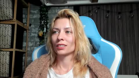 Snapshot of karoline121 chatting on September 2025 08:54:02 PM karoline121 online show from September 2025 08:54:02 PM