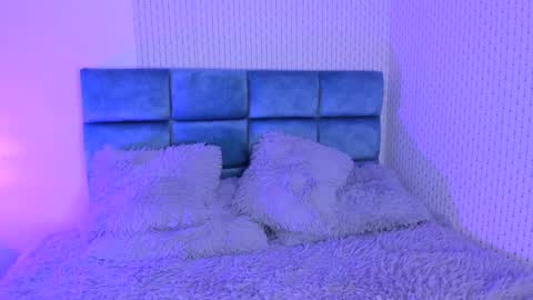 Snapshot of karoline_jones_ chatting on December 2024 09:18:02 PM Karoline online show from December 2024 09:18:02 PM