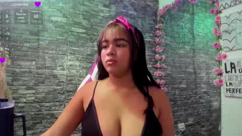 KAROLL online show from October 2025 12:28:02 PM