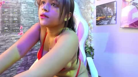 KAROLL online show from November 2025 01:04:01 PM