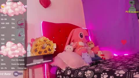 Snapshot of karoll_scoott chatting on November 2025 11:18:02 AM karol online show from November 2025 11:18:02 AM