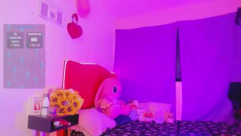 Snapshot of karoll_scoott chatting on November 2025 11:21:01 AM karol online show from November 2025 11:21:01 AM