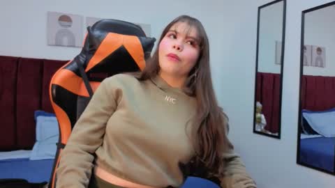 karoly online show from October 2025 06:21:01 AM