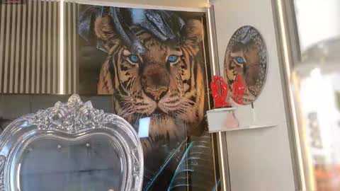 karolyn online show from March 2026 05:07:01 PM