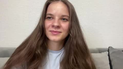 Lia online show from April 2026 04:01:01 PM