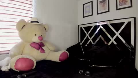 Snapshot of kasielopez chatting on September 2025 07:18:02 PM Kasie lopez online show from September 2025 07:18:02 PM