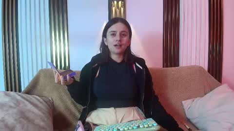 kassandra james online show from February 2026 01:17:01 PM