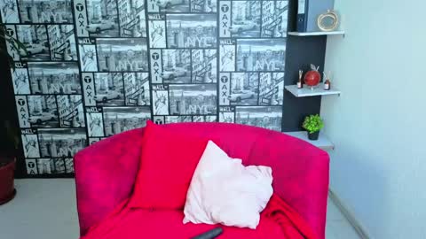 kassandra james online show from May 2026 07:56:01 PM