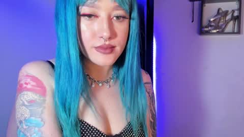 Snapshot of kat_apple chatting on January 2025 12:37:02 AM Alicia online show from January 2025 12:37:02 AM