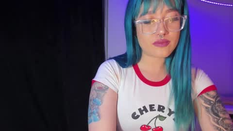 Snapshot of kat_apple chatting on January 2025 11:39:02 PM Alicia online show from January 2025 11:39:02 PM