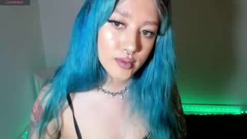 Snapshot of kat_apple chatting on March 2025 04:30:02 AM Alicia online show from March 2025 04:30:02 AM