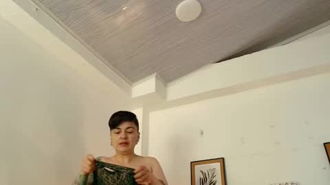 kat paradisse online show from February 2026 11:47:02 AM