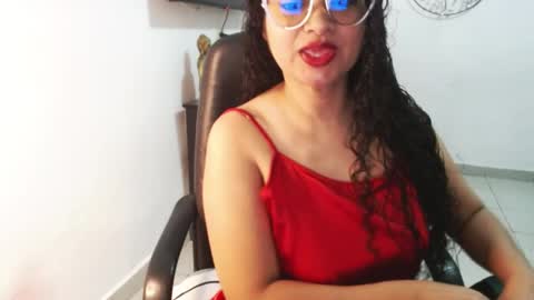 Snapshot of kataleya_skovar chatting on May 2026 02:58:02 PM danna online show from May 2026 02:58:02 PM