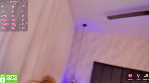 Snapshot of kataliina_18 chatting on February 2025 12:00:02 PM Kat online show from February 2025 12:00:02 PM