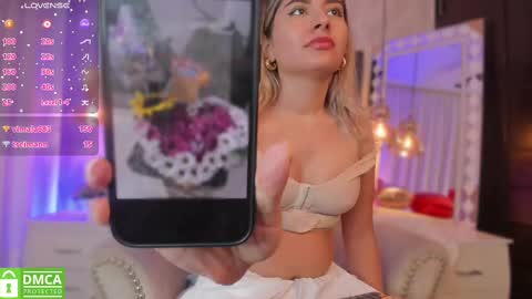 Snapshot of kataliina_18 chatting on February 2025 03:05:01 PM Kat online show from February 2025 03:05:01 PM