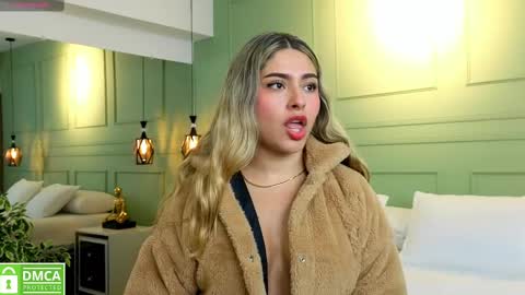 Snapshot of kataliina_18 chatting on September 2025 11:48:01 AM Kat online show from September 2025 11:48:01 AM