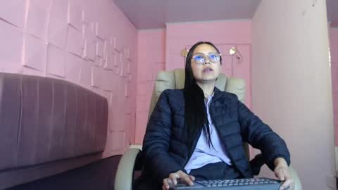 Katalina online show from March 2026 12:28:01 PM