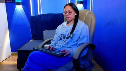 Snapshot of katalina07 chatting on June 2026 05:18:02 PM Katalina online show from June 2026 05:18:02 PM