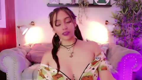 Snapshot of katalinalee_ chatting on April 2026 08:58:01 PM katalinalee_ online show from April 2026 08:58:01 PM