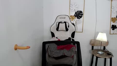 kataluna_hugecock69 online show from February 2026 05:50:02 AM