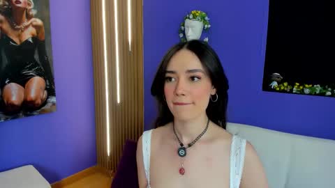 Kate online show from October 2025 09:15:01 PM