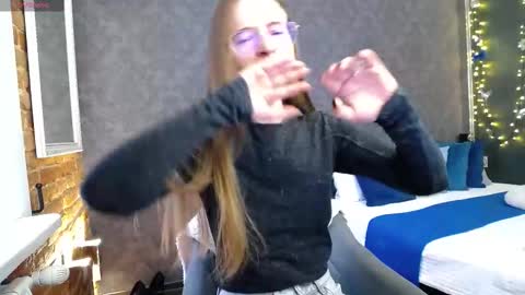 Snapshot of kate_jonson chatting on November 2025 07:40:02 AM .Be kind and gentle with me and I will do my best for you. online show from November 2025 07:40:02 AM