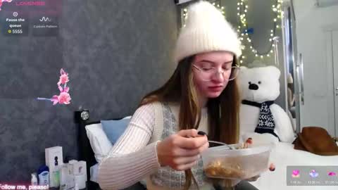 Snapshot of kate_jonson chatting on November 2025 07:44:02 AM .Be kind and gentle with me and I will do my best for you. online show from November 2025 07:44:02 AM