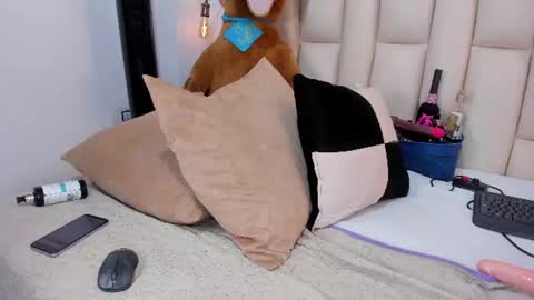 kate lua online show from June 2026 09:31:02 PM