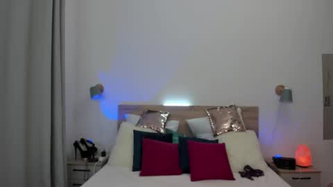 kate_redgar online show from November 2025 01:48:01 PM