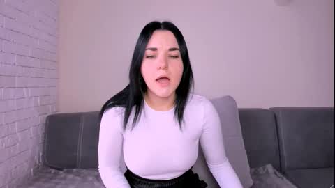 Snapshot of kate_ree_ chatting on November 2025 05:52:02 AM KATE online show from November 2025 05:52:02 AM