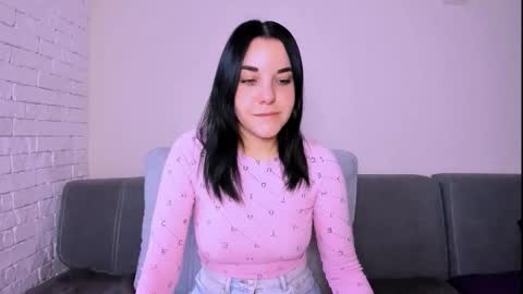 Snapshot of kate_ree_ chatting on November 2025 06:08:02 AM KATE online show from November 2025 06:08:02 AM