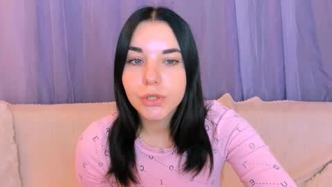 Snapshot of kate_ree_ chatting on November 2025 06:02:02 AM KATE online show from November 2025 06:02:02 AM