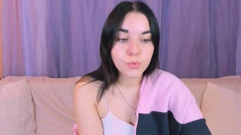 Snapshot of kate_ree_ chatting on November 2025 05:40:01 AM KATE online show from November 2025 05:40:01 AM