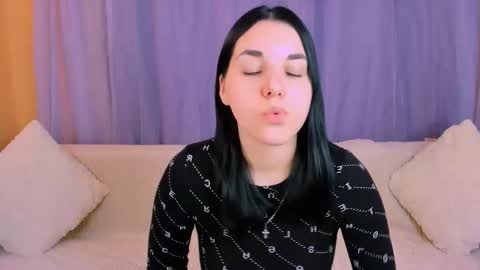 Snapshot of kate_ree_ chatting on December 2025 06:07:01 AM KATE online show from December 2025 06:07:01 AM