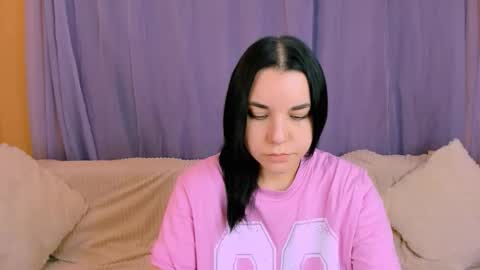 Snapshot of kate_ree_ chatting on December 2025 05:55:02 AM KATE online show from December 2025 05:55:02 AM