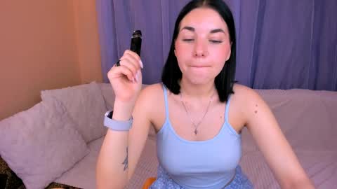 Snapshot of kate_ree_ chatting on May 2026 06:40:02 AM KATE online show from May 2026 06:40:02 AM