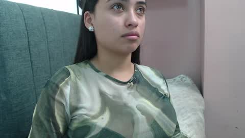 Kari online show from December 2024 08:13:01 PM