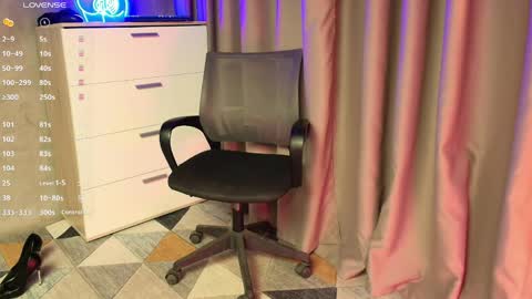 kateample online show from May 2026 10:36:01 AM