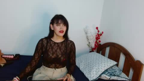 Snapshot of kateangelly chatting on April 2026 01:16:01 AM kateangelly online show from April 2026 01:16:01 AM