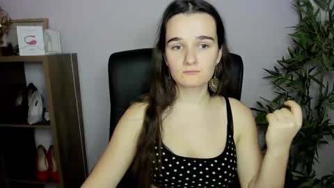 Kate  online show from December 2024 02:30:02 PM